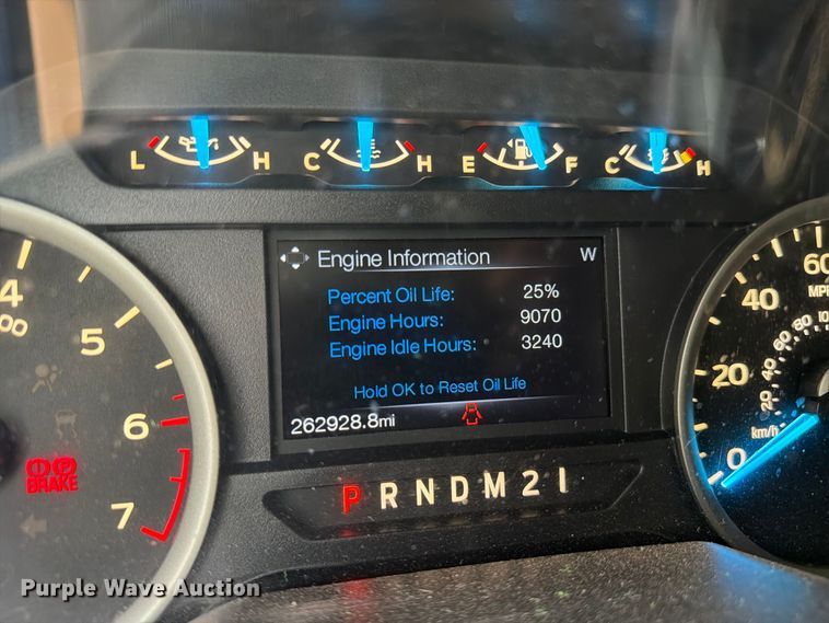 image for item FC3392 2016 Ford F150 Crew Cab pickup truck