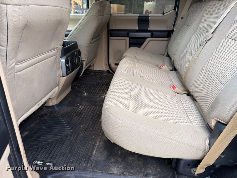 image for item FC3392 2016 Ford F150 Crew Cab pickup truck