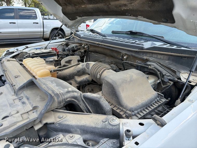 image for item FC3392 2016 Ford F150 Crew Cab pickup truck