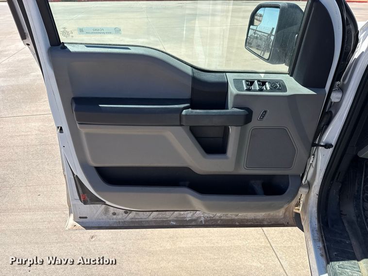 image for item FC4262 2018 Ford F150 Ext. Cab pickup truck