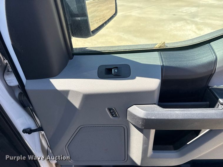 image for item FC4262 2018 Ford F150 Ext. Cab pickup truck