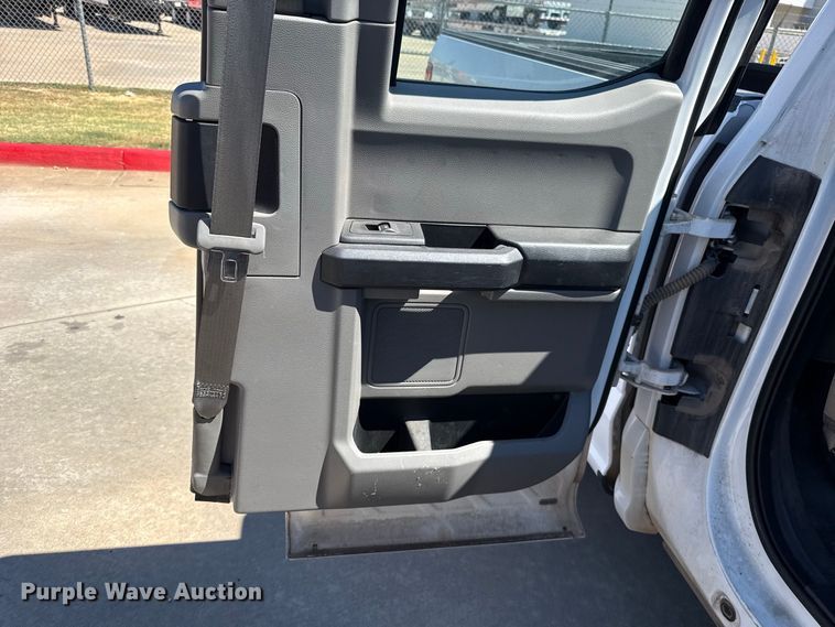 image for item FC4262 2018 Ford F150 Ext. Cab pickup truck