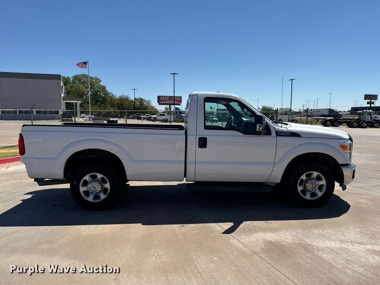 image for item FC4263 2016 Ford F250 Super Duty pickup truck