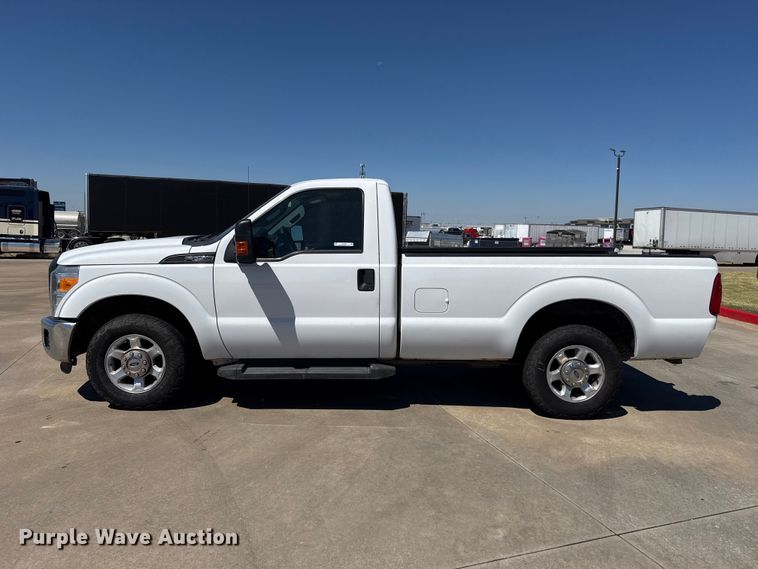 image for item FC4263 2016 Ford F250 Super Duty pickup truck