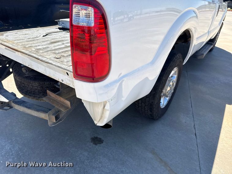 image for item FC4263 2016 Ford F250 Super Duty pickup truck