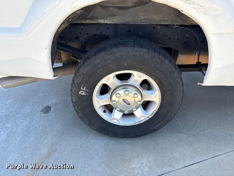 image for item FC4263 2016 Ford F250 Super Duty pickup truck