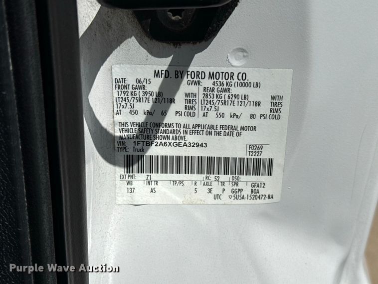 image for item FC4263 2016 Ford F250 Super Duty pickup truck