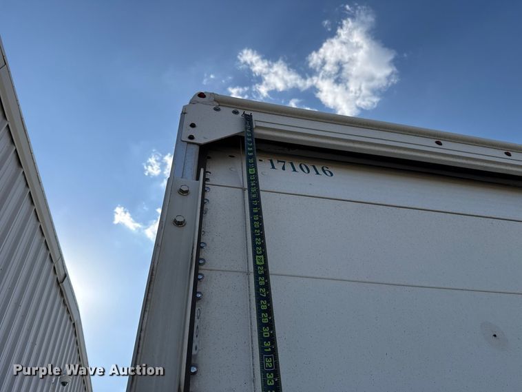 image for item FC4304 2017 Freightliner MT45 delivery truck