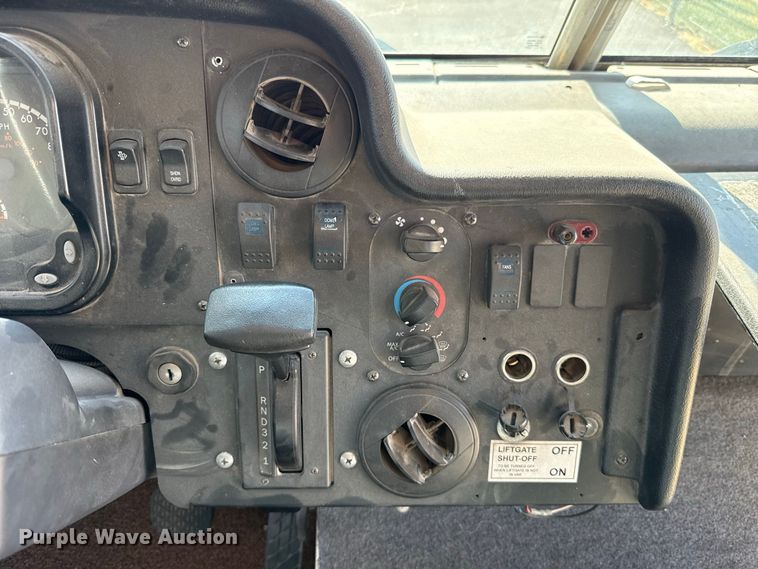 image for item FC4304 2017 Freightliner MT45 delivery truck