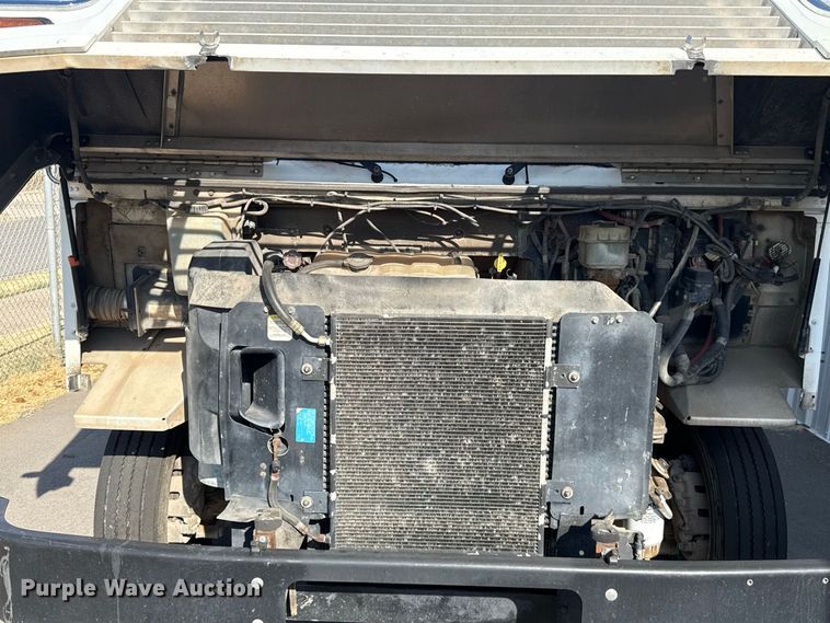 image for item FC4304 2017 Freightliner MT45 delivery truck