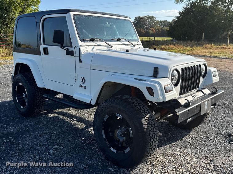 image for item FC4320 2003 Jeep Wrangler SUV