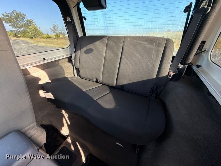 image for item FC4320 2003 Jeep Wrangler SUV