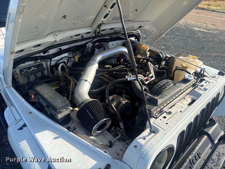 image for item FC4320 2003 Jeep Wrangler SUV