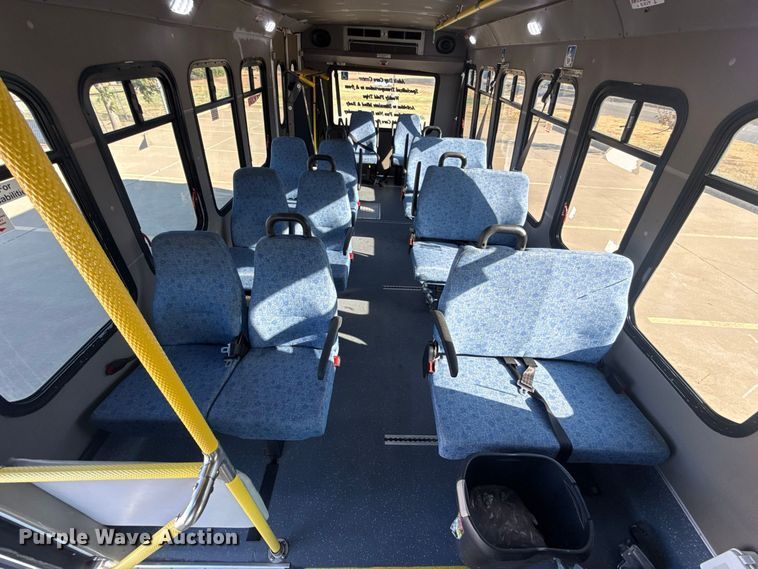 image for item FC4334 2017 Ford E450 shuttle bus