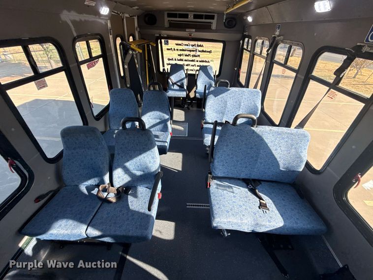 image for item FC4334 2017 Ford E450 shuttle bus