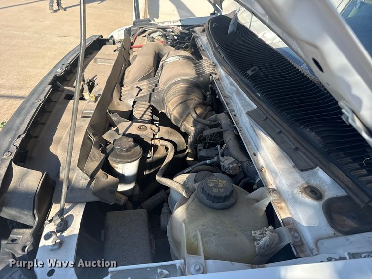 image for item FC4334 2017 Ford E450 shuttle bus