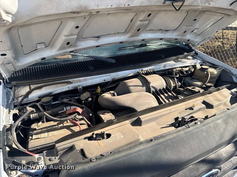 image for item FC4334 2017 Ford E450 shuttle bus