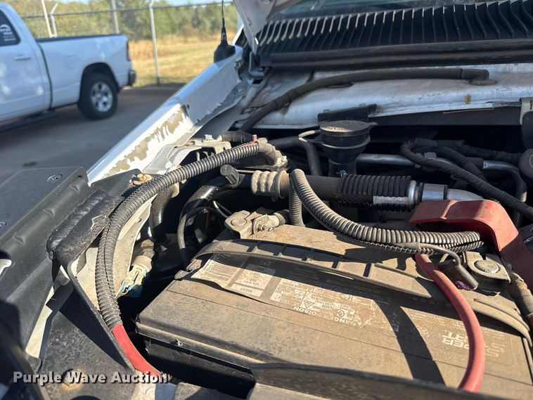 image for item FC4334 2017 Ford E450 shuttle bus