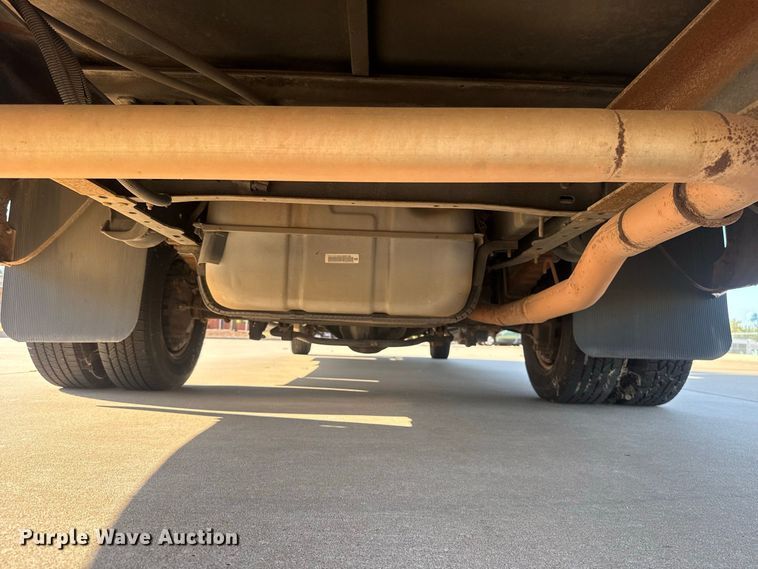 image for item FC4334 2017 Ford E450 shuttle bus
