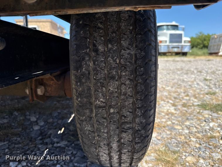 image for item FC4338 2014 MMDI utility trailer