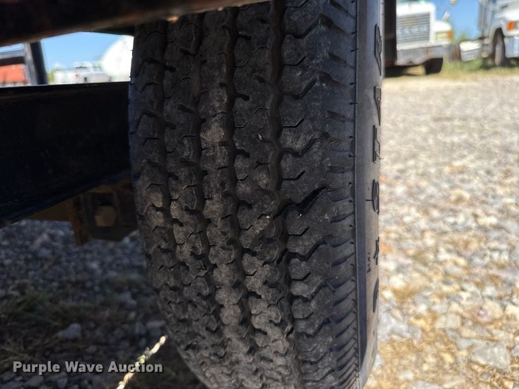 image for item FC4338 2014 MMDI utility trailer