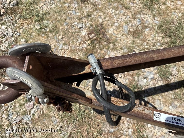 image for item FC4345 2002 Coachcraft Technologies fiber optic splicing trailer