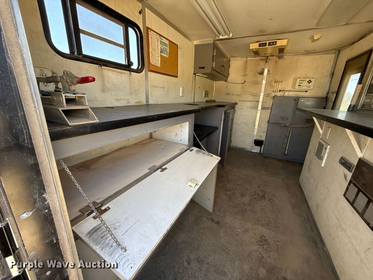 image for item FC4345 2002 Coachcraft Technologies fiber optic splicing trailer