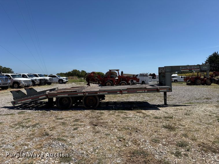 image for item FC4346 2006 Interstate G20 equipment trailer