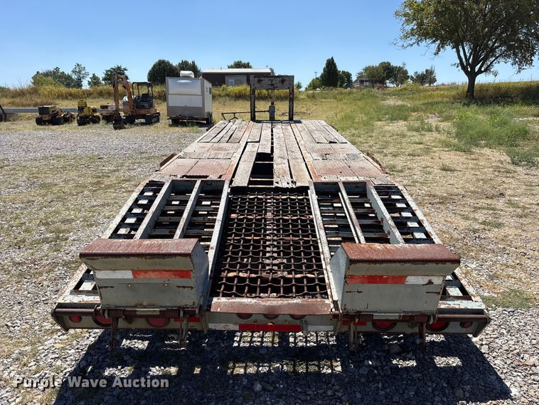 image for item FC4346 2006 Interstate G20 equipment trailer