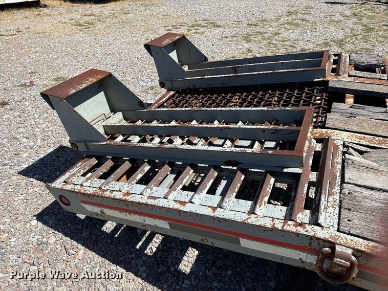image for item FC4346 2006 Interstate G20 equipment trailer