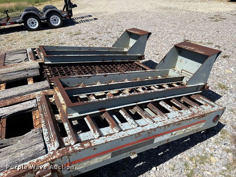 image for item FC4346 2006 Interstate G20 equipment trailer