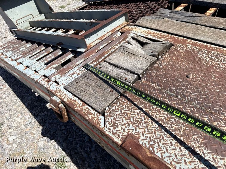 image for item FC4346 2006 Interstate G20 equipment trailer