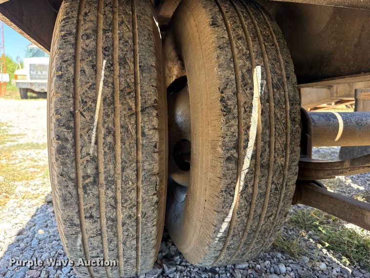 image for item FC4346 2006 Interstate G20 equipment trailer