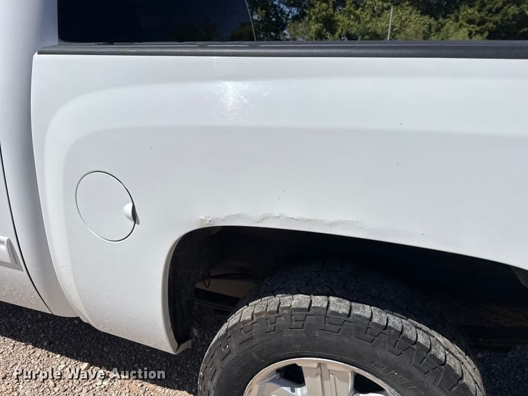 image for item FC4349 2012 Chevrolet Silverado 1500 Crew Cab pickup truck