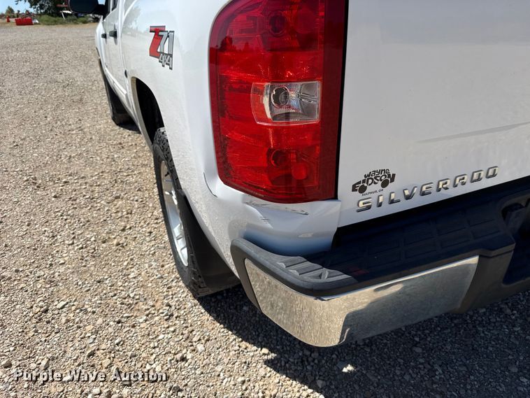 image for item FC4349 2012 Chevrolet Silverado 1500 Crew Cab pickup truck