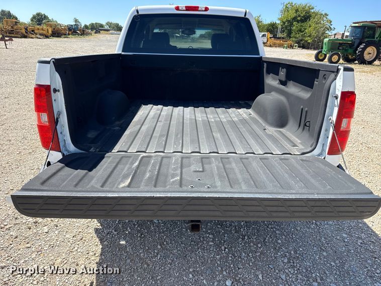 image for item FC4349 2012 Chevrolet Silverado 1500 Crew Cab pickup truck