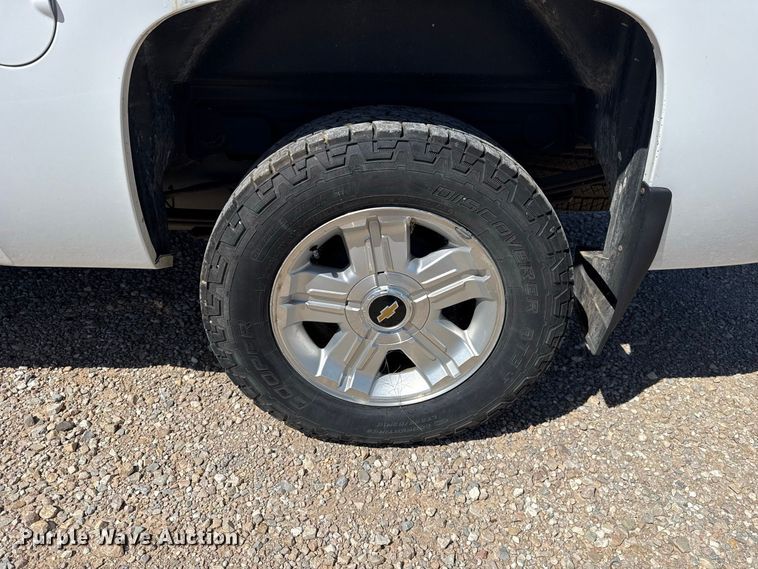 image for item FC4349 2012 Chevrolet Silverado 1500 Crew Cab pickup truck
