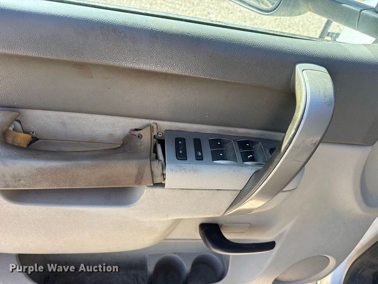 image for item FC4350 2013 Chevrolet Silverado 2500HD Crew Cab pickup truck