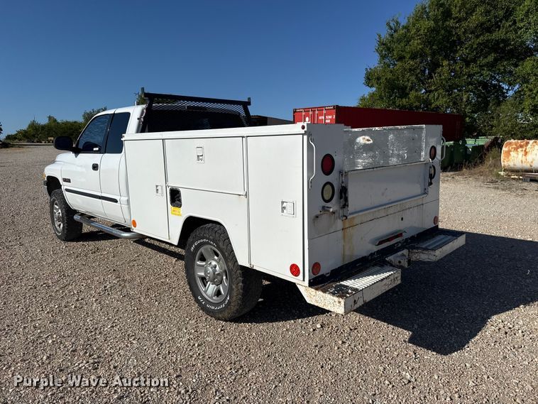 image for item FC4351 2001 Dodge Ram 2500 Ext. Cab utility bed pickup truck