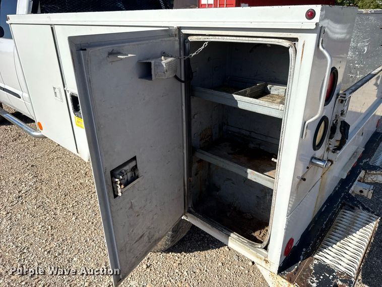 image for item FC4351 2001 Dodge Ram 2500 Ext. Cab utility bed pickup truck