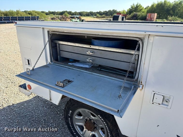 image for item FC4351 2001 Dodge Ram 2500 Ext. Cab utility bed pickup truck