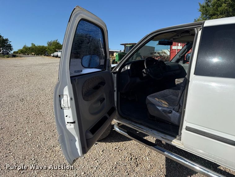 image for item FC4351 2001 Dodge Ram 2500 Ext. Cab utility bed pickup truck