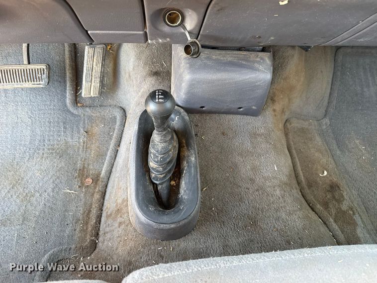 image for item FC4351 2001 Dodge Ram 2500 Ext. Cab utility bed pickup truck