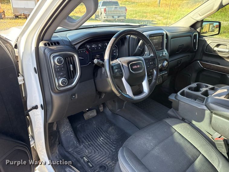 image for item FC4352 2019 GMC Sierra 1500 Crew Cab pickup truck