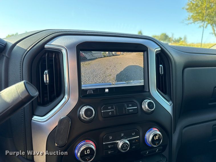 image for item FC4352 2019 GMC Sierra 1500 Crew Cab pickup truck