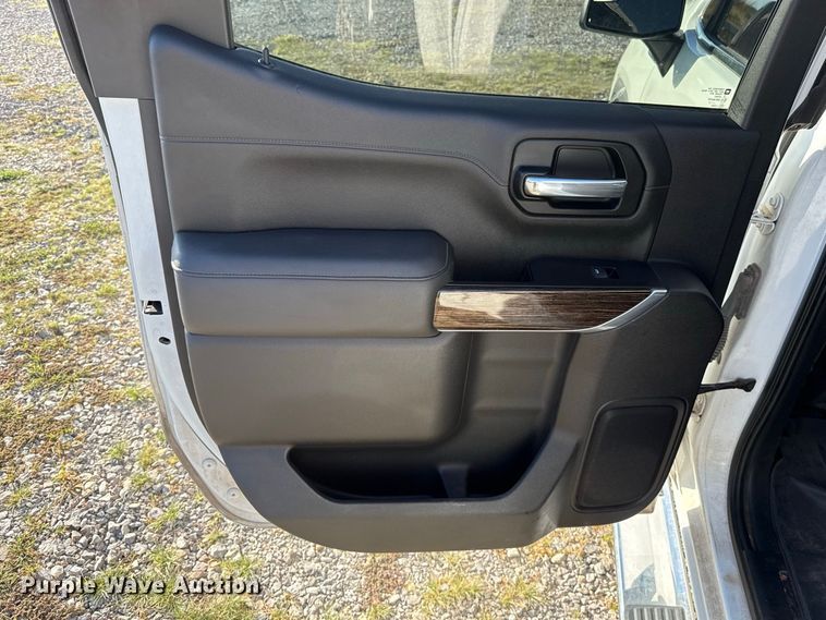 image for item FC4352 2019 GMC Sierra 1500 Crew Cab pickup truck