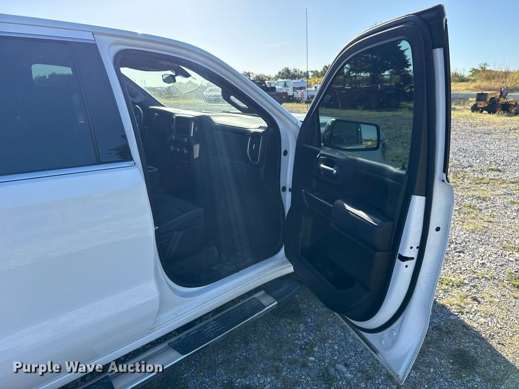 image for item FC4352 2019 GMC Sierra 1500 Crew Cab pickup truck