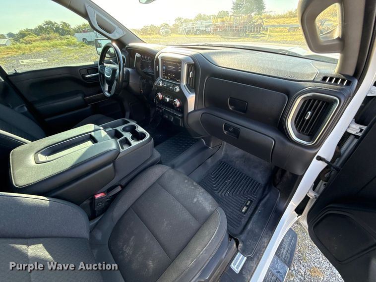 image for item FC4352 2019 GMC Sierra 1500 Crew Cab pickup truck