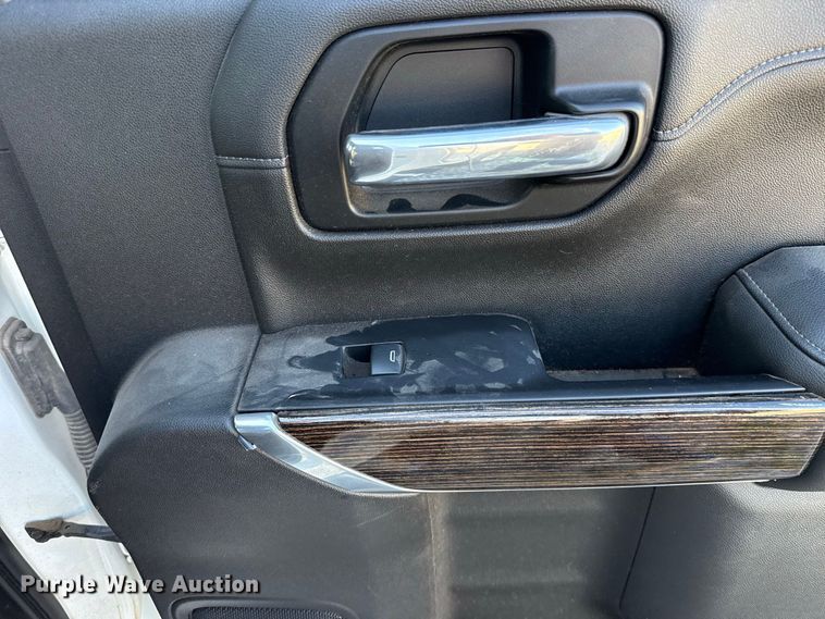 image for item FC4352 2019 GMC Sierra 1500 Crew Cab pickup truck