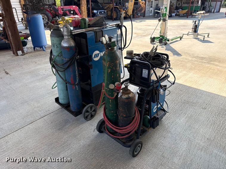 image for item FC4367 Miller Syncrowave 250 DX welder